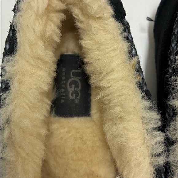 UGG Black Moccasin Slippers with Cream Lining - Picture 3 of 9